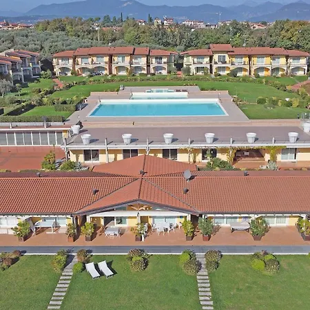 Apartment Montecolo By Wonderful Italy